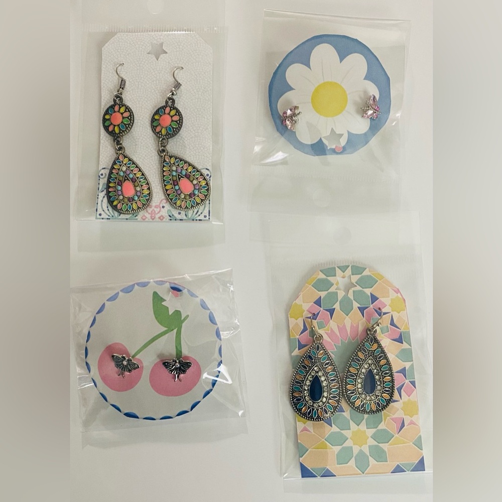 Colorful Floral and Teardrop Stud & Dangle Earring Set - Multicolor